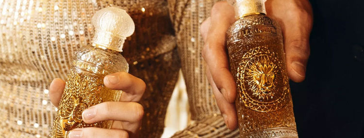 Qu'est-ce qu'un Parfum de Niche ? Découvrez l'Exclusivité Olfactive